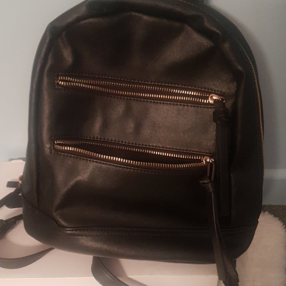 Forever 21 mini backpack - Picture 5 of 10